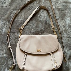 Michael Kors bag in soft pink